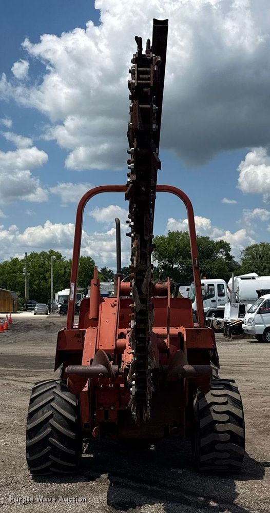 image for item EG5844 1991 Ditch Witch 5110 trencher