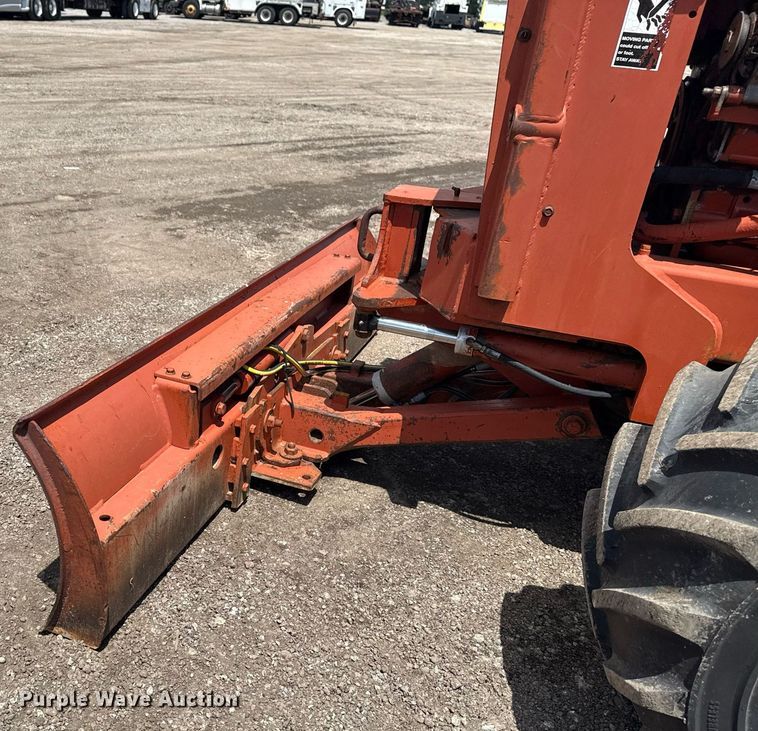 image for item EG5844 1991 Ditch Witch 5110 trencher