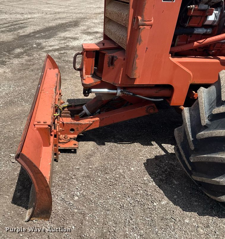 image for item EG5844 1991 Ditch Witch 5110 trencher