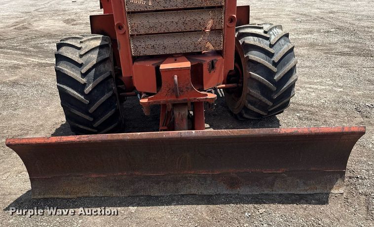 image for item EG5844 1991 Ditch Witch 5110 trencher