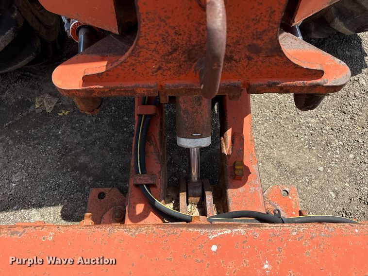 image for item EG5844 1991 Ditch Witch 5110 trencher