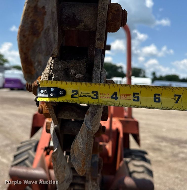 image for item EG5844 1991 Ditch Witch 5110 trencher