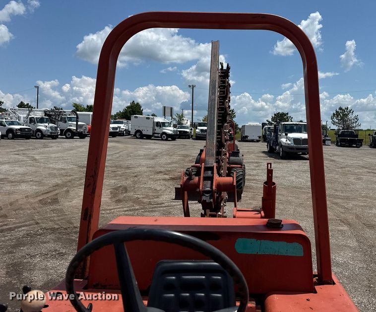 image for item EG5844 1991 Ditch Witch 5110 trencher