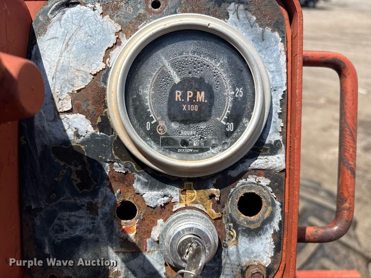 image for item EG5844 1991 Ditch Witch 5110 trencher