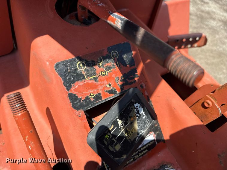 image for item EG5844 1991 Ditch Witch 5110 trencher