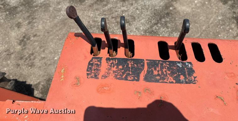 image for item EG5844 1991 Ditch Witch 5110 trencher