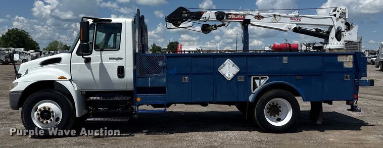 image for item EG5847 2010 International 4300 utility / service truck