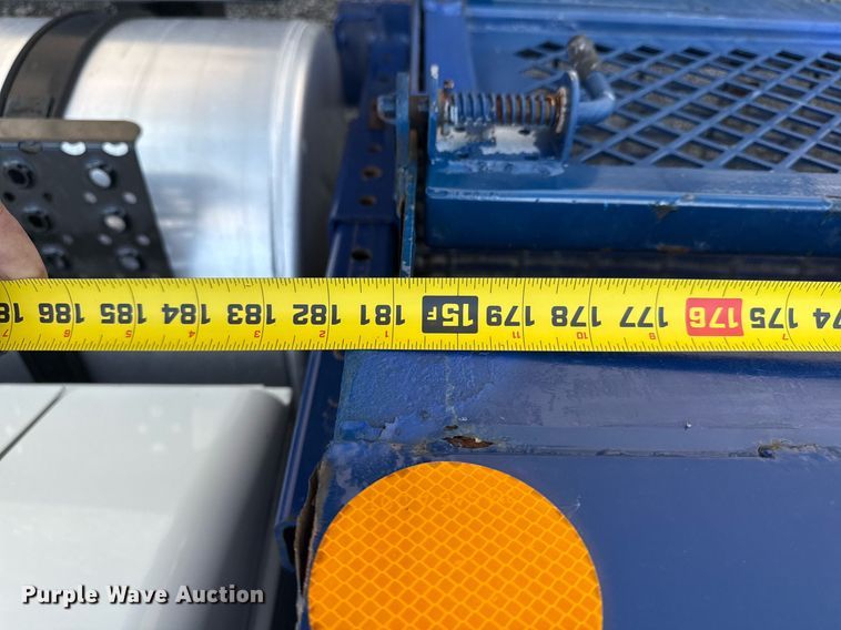 image for item EG5847 2010 International 4300 utility / service truck