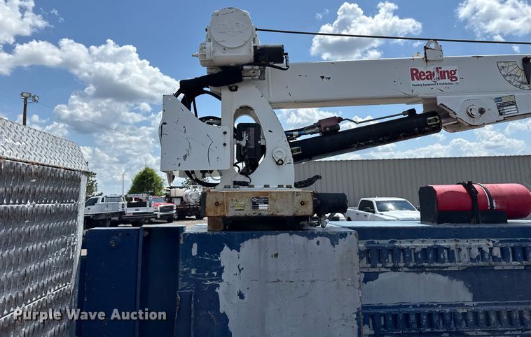 image for item EG5847 2010 International 4300 utility / service truck