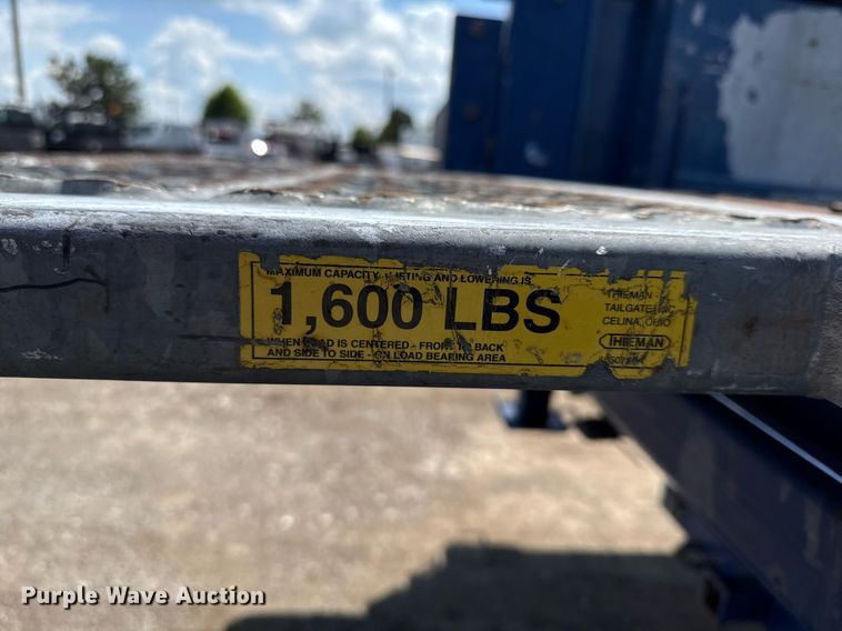 image for item EG5847 2010 International 4300 utility / service truck