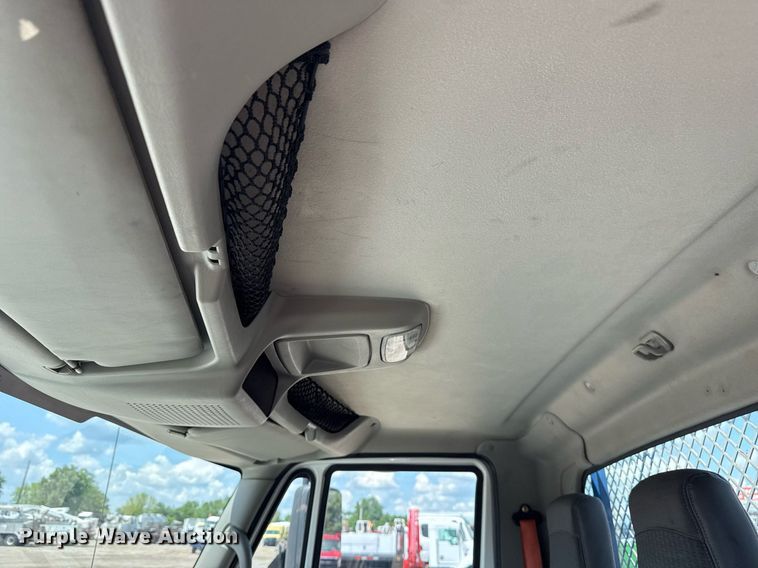 image for item EG5847 2010 International 4300 utility / service truck