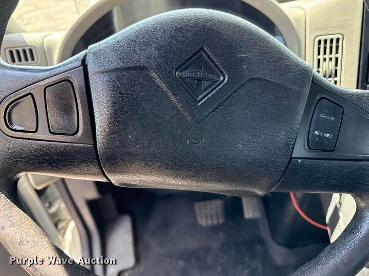 image for item EG5847 2010 International 4300 utility / service truck