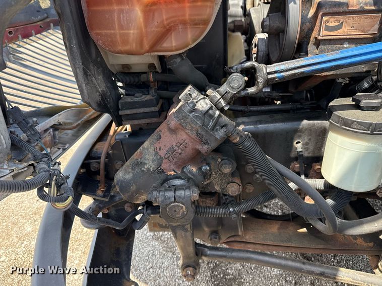 image for item EG5847 2010 International 4300 utility / service truck