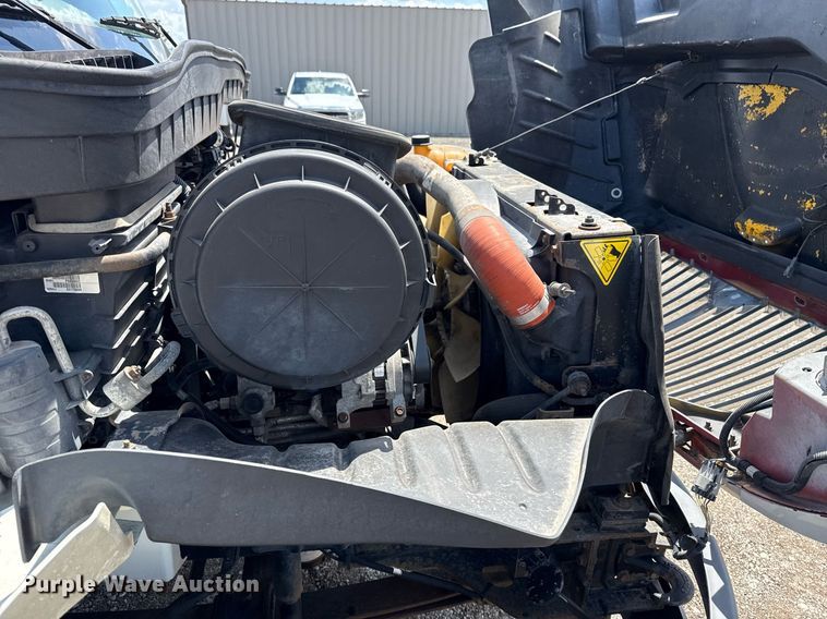 image for item EG5847 2010 International 4300 utility / service truck