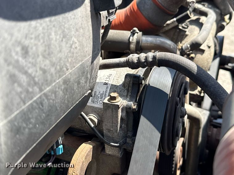 image for item EG5847 2010 International 4300 utility / service truck