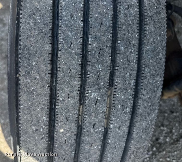 image for item EG5847 2010 International 4300 utility / service truck