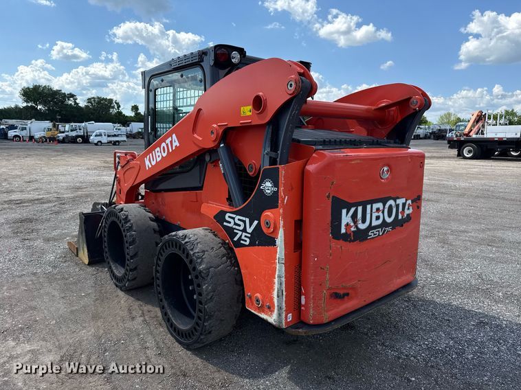 image for item EG5849 2019 Kubota SSV75 skid steer loader