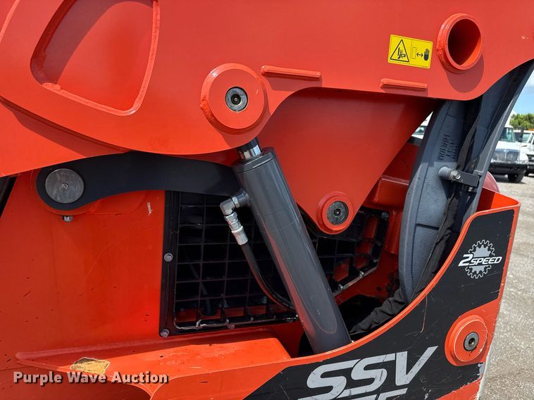 image for item EG5849 2019 Kubota SSV75 skid steer loader