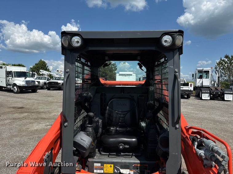 image for item EG5849 2019 Kubota SSV75 skid steer loader