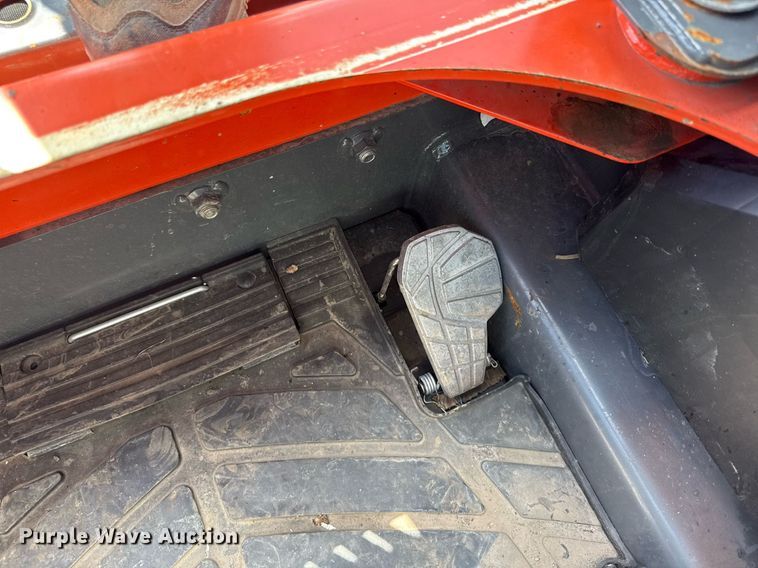 image for item EG5849 2019 Kubota SSV75 skid steer loader