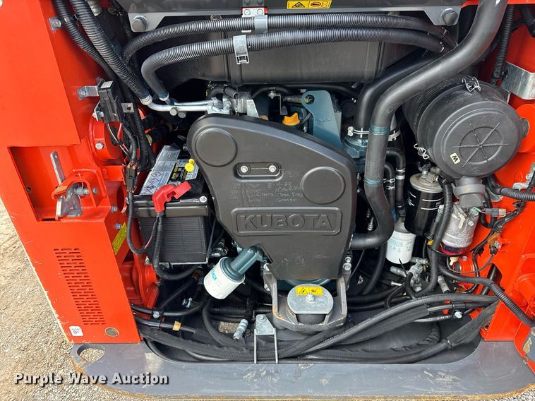 image for item EG5849 2019 Kubota SSV75 skid steer loader