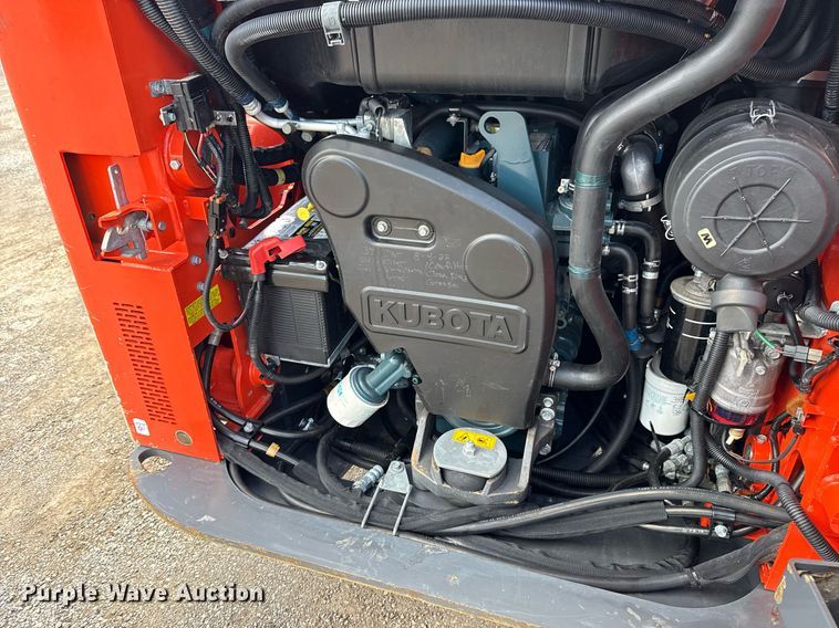 image for item EG5849 2019 Kubota SSV75 skid steer loader