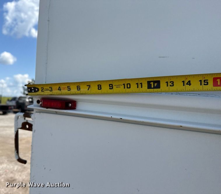 image for item EG5850 2006 International 4300 utility / service truck