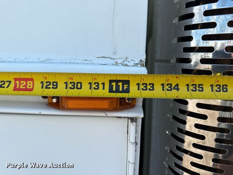 image for item EG5850 2006 International 4300 utility / service truck