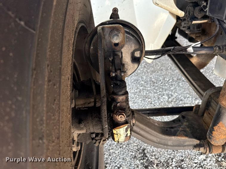 image for item EG5850 2006 International 4300 utility / service truck