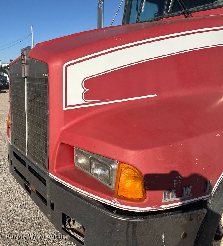 image for item EG6447 1987 Kenworth T660 tank truck