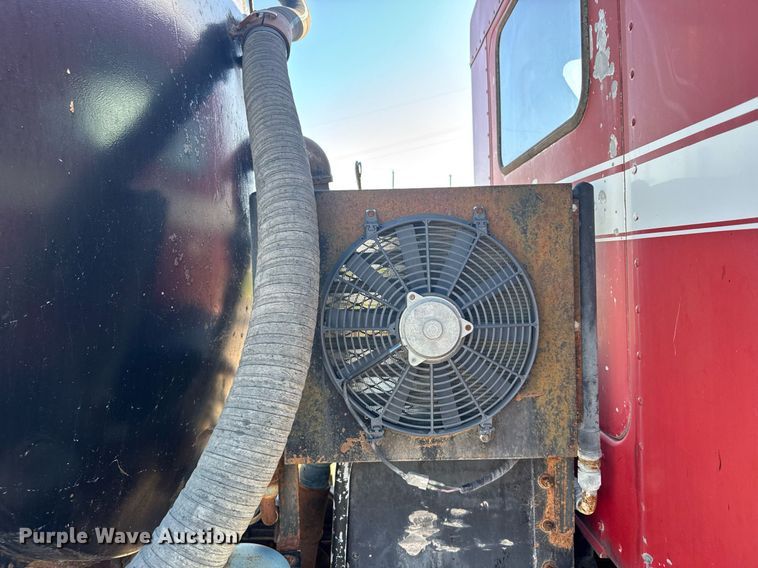 image for item EG6447 1987 Kenworth T660 tank truck