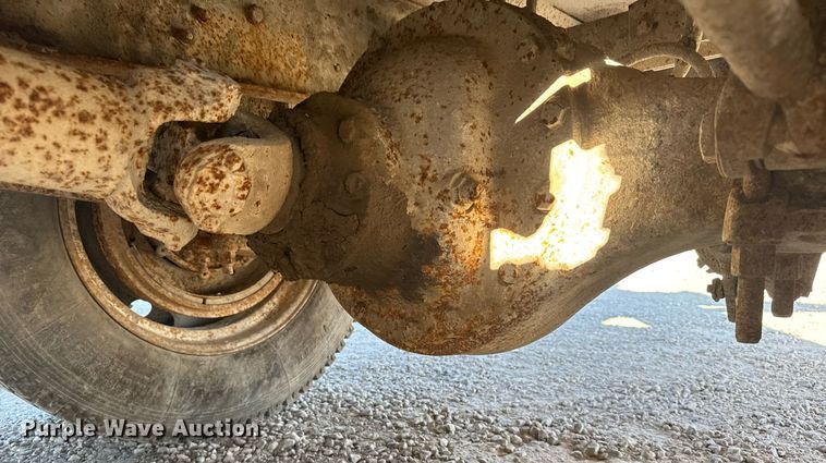 image for item EG6447 1987 Kenworth T660 tank truck