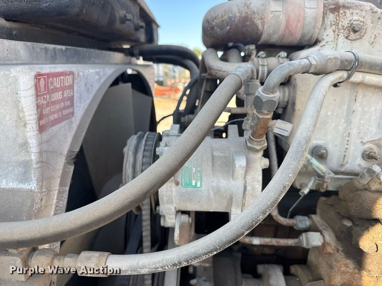 image for item EG6447 1987 Kenworth T660 tank truck