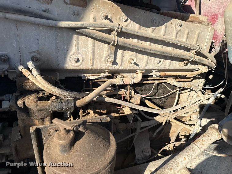 image for item EG6447 1987 Kenworth T660 tank truck