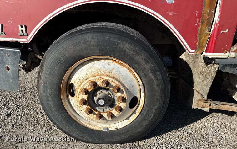 image for item EG6447 1987 Kenworth T660 tank truck