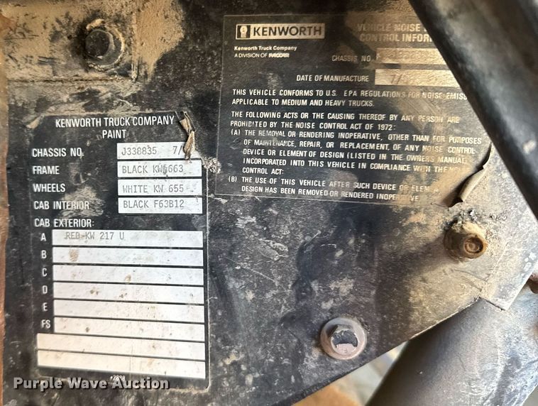 image for item EG6447 1987 Kenworth T660 tank truck