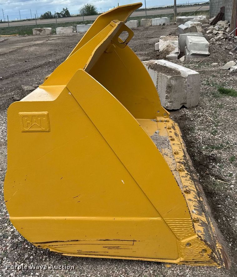 image for item EG6460 Caterpillar 972K  Wheel loader bucket