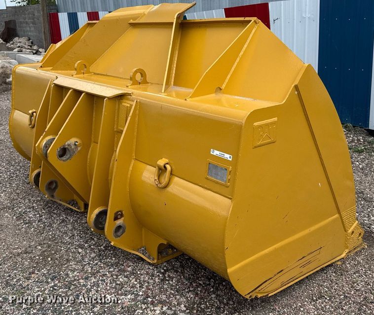 image for item EG6460 Caterpillar 972K  Wheel loader bucket