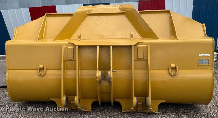 image for item EG6460 Caterpillar 972K  Wheel loader bucket