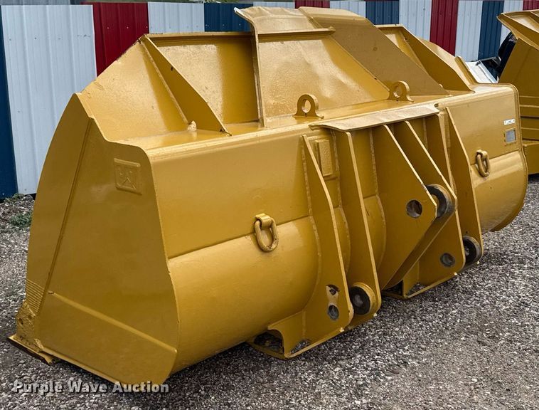 image for item EG6460 Caterpillar 972K  Wheel loader bucket