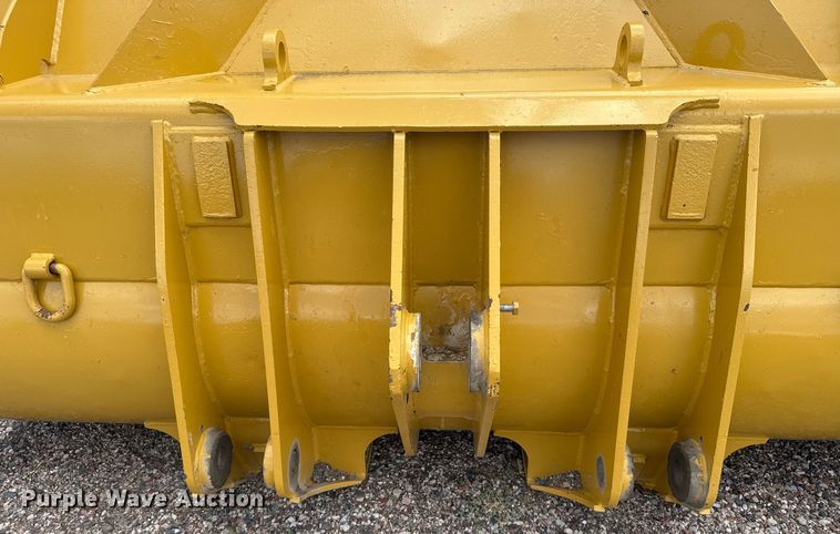 image for item EG6460 Caterpillar 972K  Wheel loader bucket