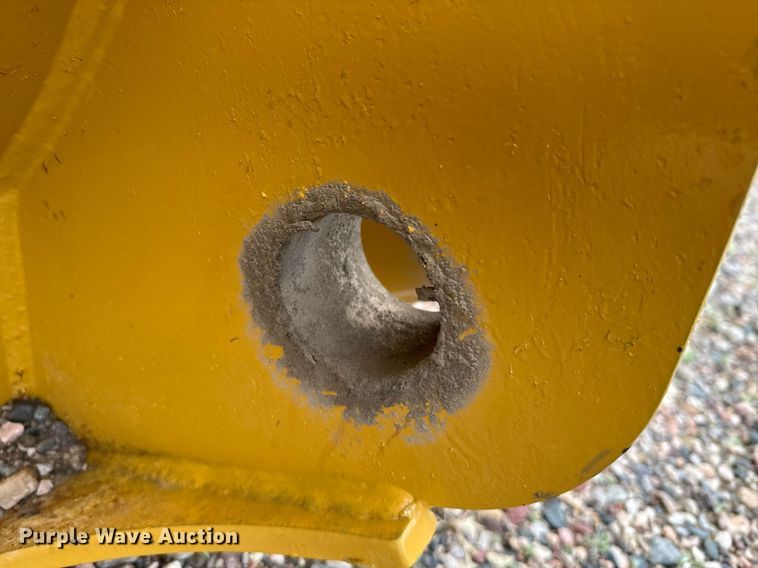 image for item EG6460 Caterpillar 972K  Wheel loader bucket