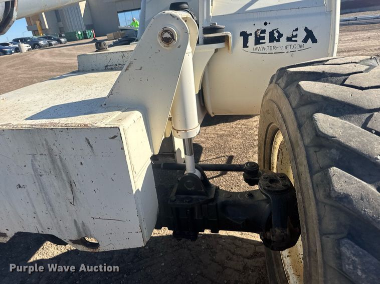 image for item EG6461 Terex TH842C telehandler