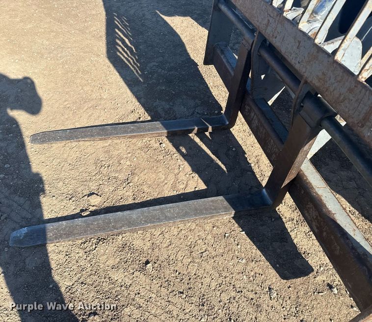 image for item EG6461 Terex TH842C telehandler