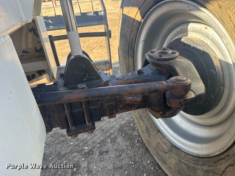 image for item EG6461 Terex TH842C telehandler