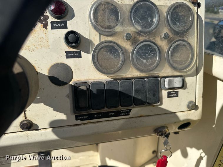 image for item EG6461 Terex TH842C telehandler