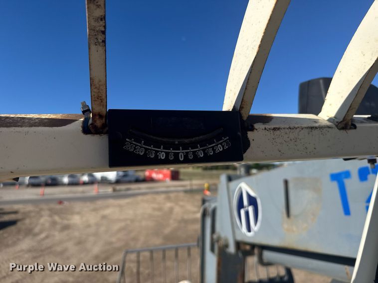 image for item EG6461 Terex TH842C telehandler