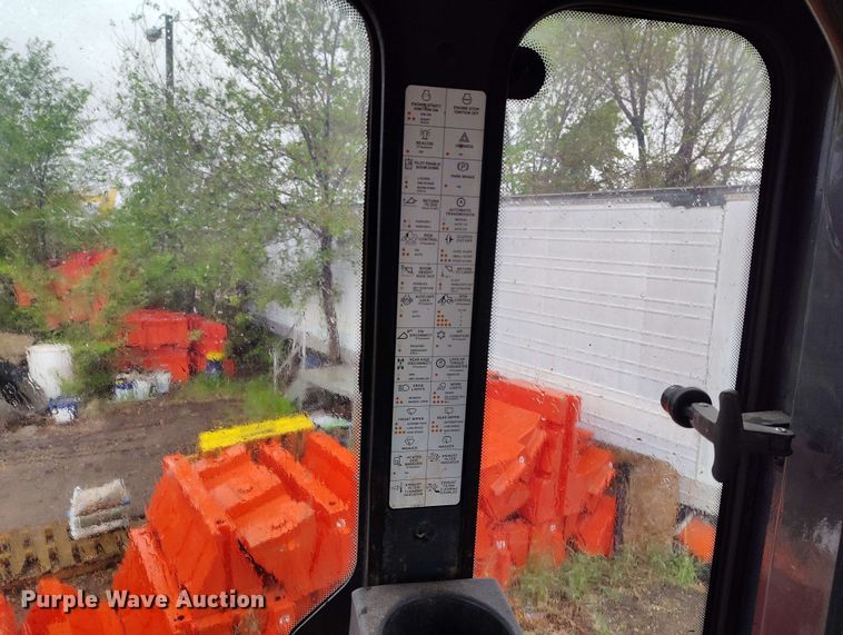 image for item EH0310 2015 John Deere 624K wheel loader