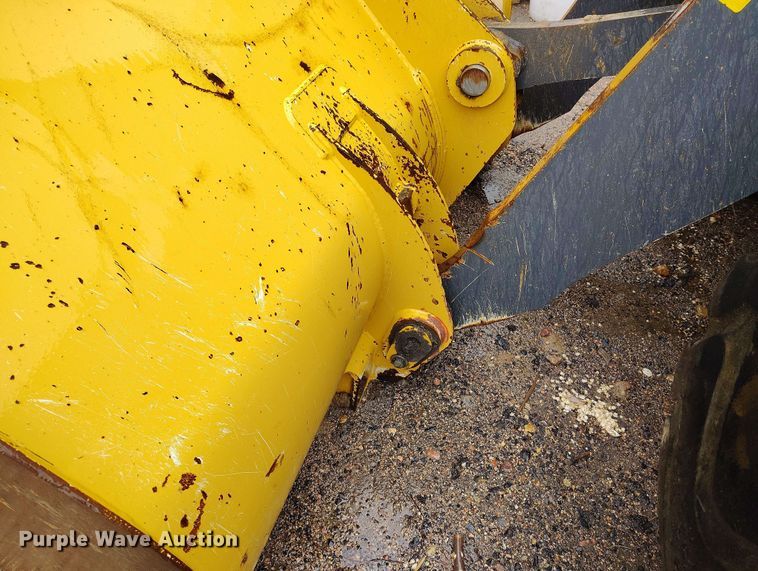 image for item EH0310 2015 John Deere 624K wheel loader