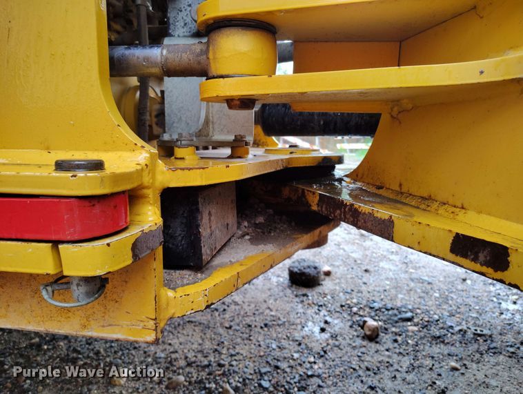 image for item EH0310 2015 John Deere 624K wheel loader